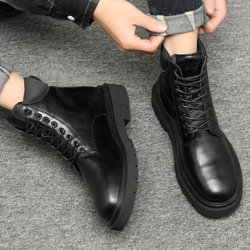 2021 fall men's round toe fashion casual men's leather boots trend front lace-up wear-resistant low-heel Martin boots men's shoes